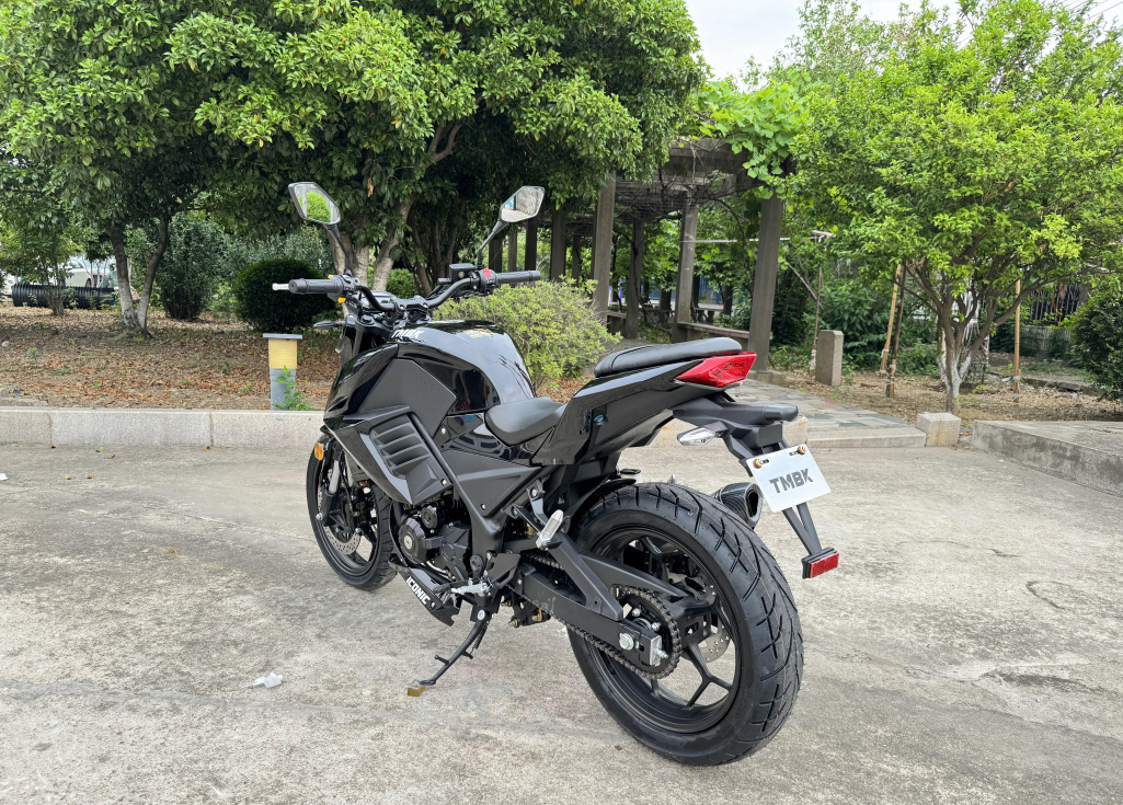 Мотоцикл TMBK Iconic 400cc в Новом Уренгое