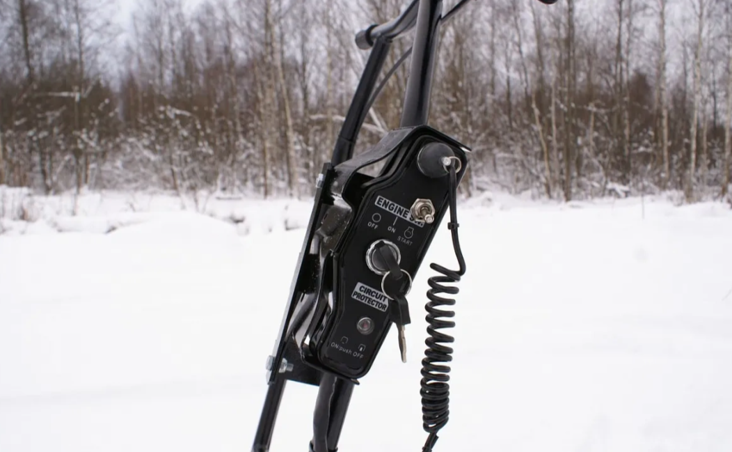 Мотобуксировщик БТС «МАЛЕК» 380/7 БЕЗ э/зап. Б/У в Новом Уренгое