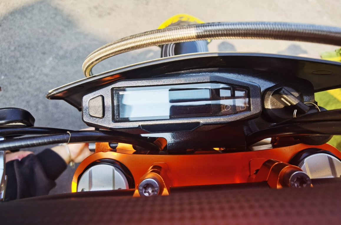 Мотоцикл JHLMOTO JHL Z8 NC300S (182-MN) в Новом Уренгое