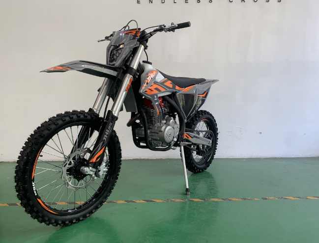 Мотоцикл JHLMOTO JHL LX4 CB300RL (175FMN) в Новом Уренгое
