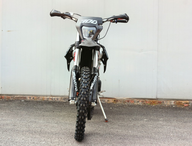 Мотоцикл JHLMOTO JHL Z3+ CB300 (175FMM) в Новом Уренгое