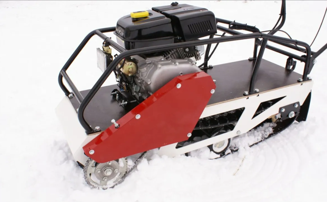 Мотобуксировщик БТС «МАЛЕК» 380/7 БЕЗ э/зап. Б/У в Новом Уренгое