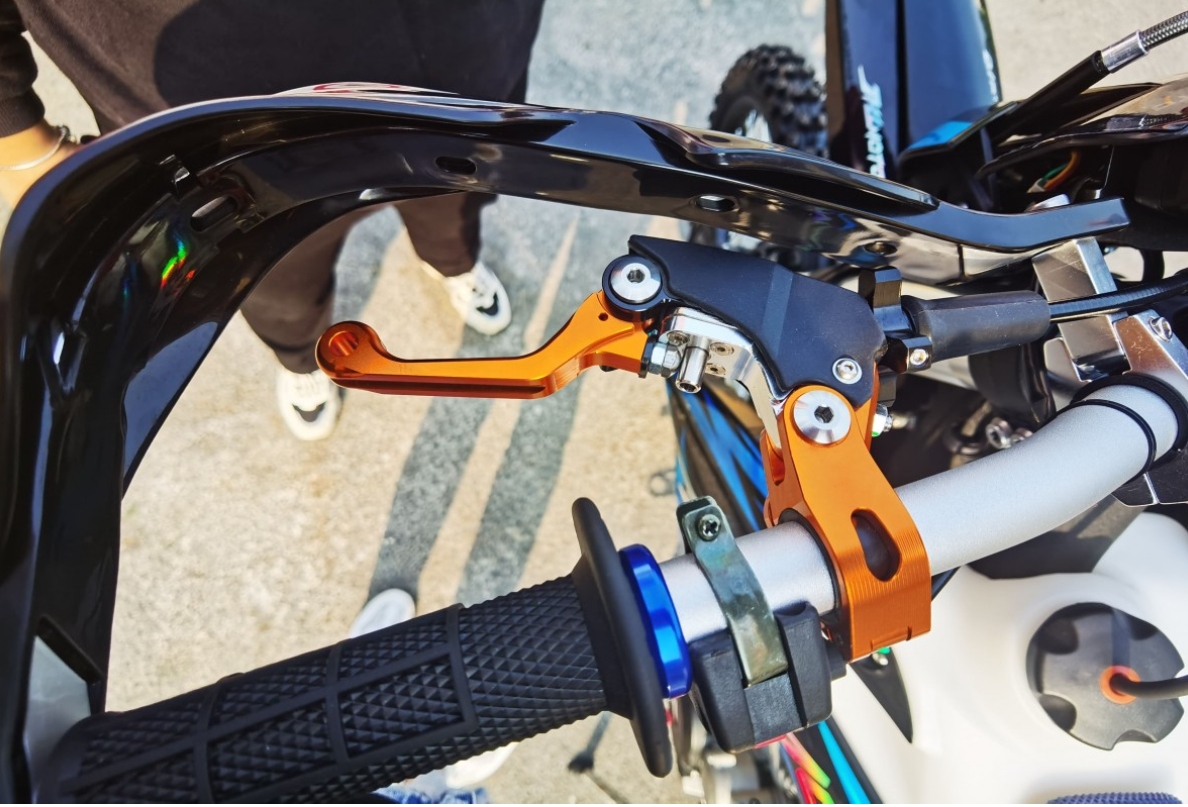 Мотоцикл JHLMOTO JHL Z3 CB250 (172FMM-3A) в Новом Уренгое