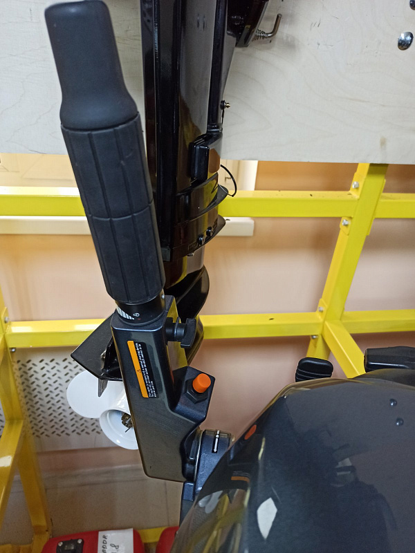 Лодочный мотор BREEZE F9,9S (4х тактный) в Новом Уренгое