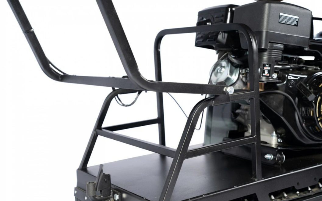 Мотобуксировщик БУРЛАК-M2 LFK 15 л.с. с эл/зап (передний привод, катки) в Новом Уренгое