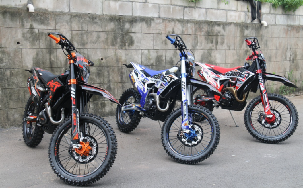 Кроссовый мотоцикл FAIDET NC300S ULTRA KKE в Новом Уренгое