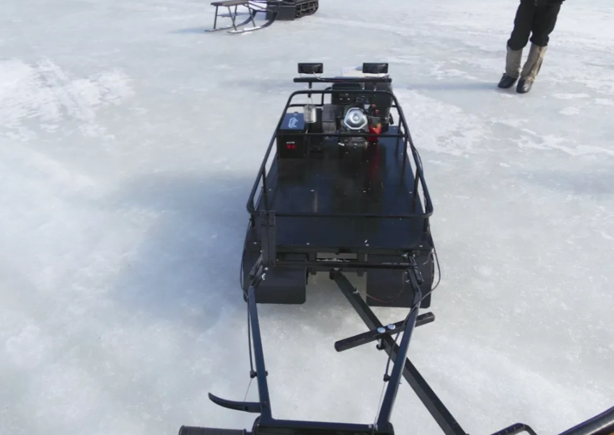 Мотобуксировщик AhtaR L 9 в Новом Уренгое