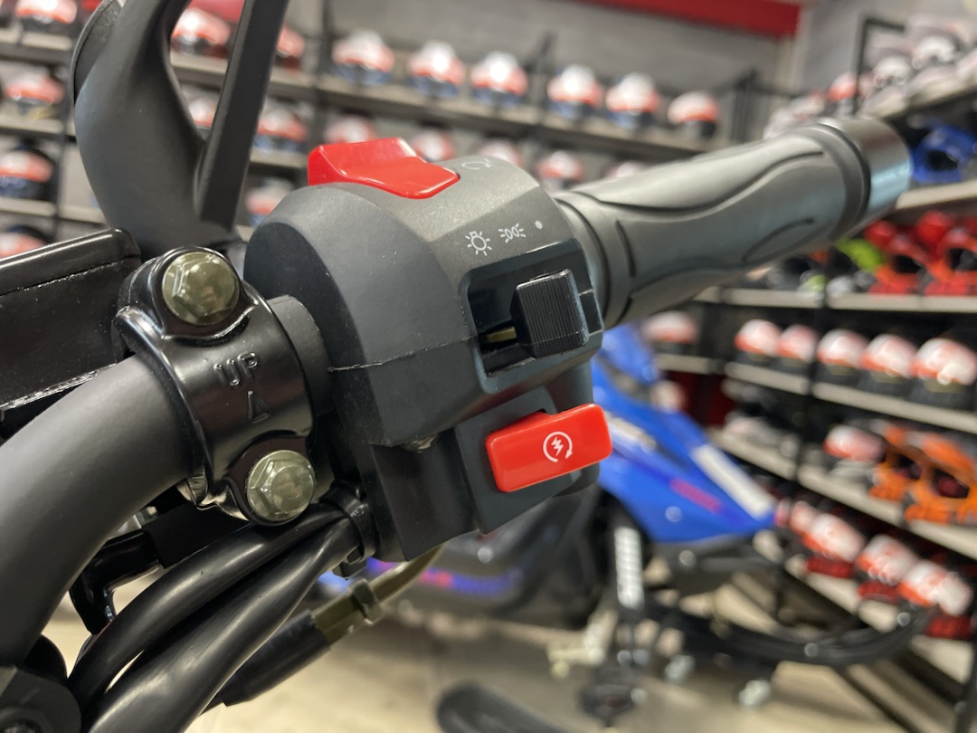 Мопед PROMAX CB150R (49) в Новом Уренгое