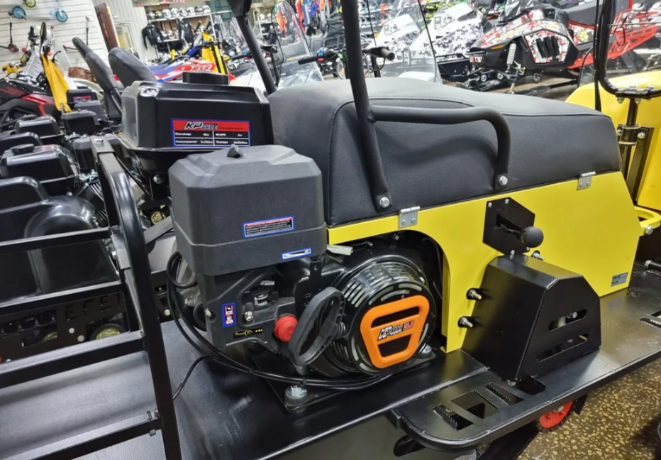 Миниснегоход Бурлак-М Егерь Стандарт SPORT 20 л.с. с эл.зап. в Новом Уренгое