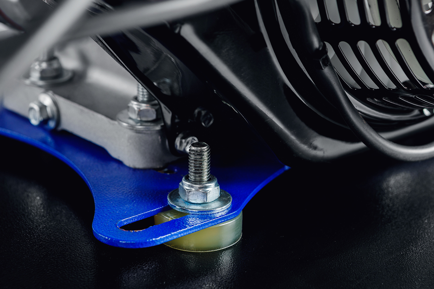 МОТОБУКСИРОВЩИК IKUDZO LONG 2.0 1700/500 EKR19 в Новом Уренгое