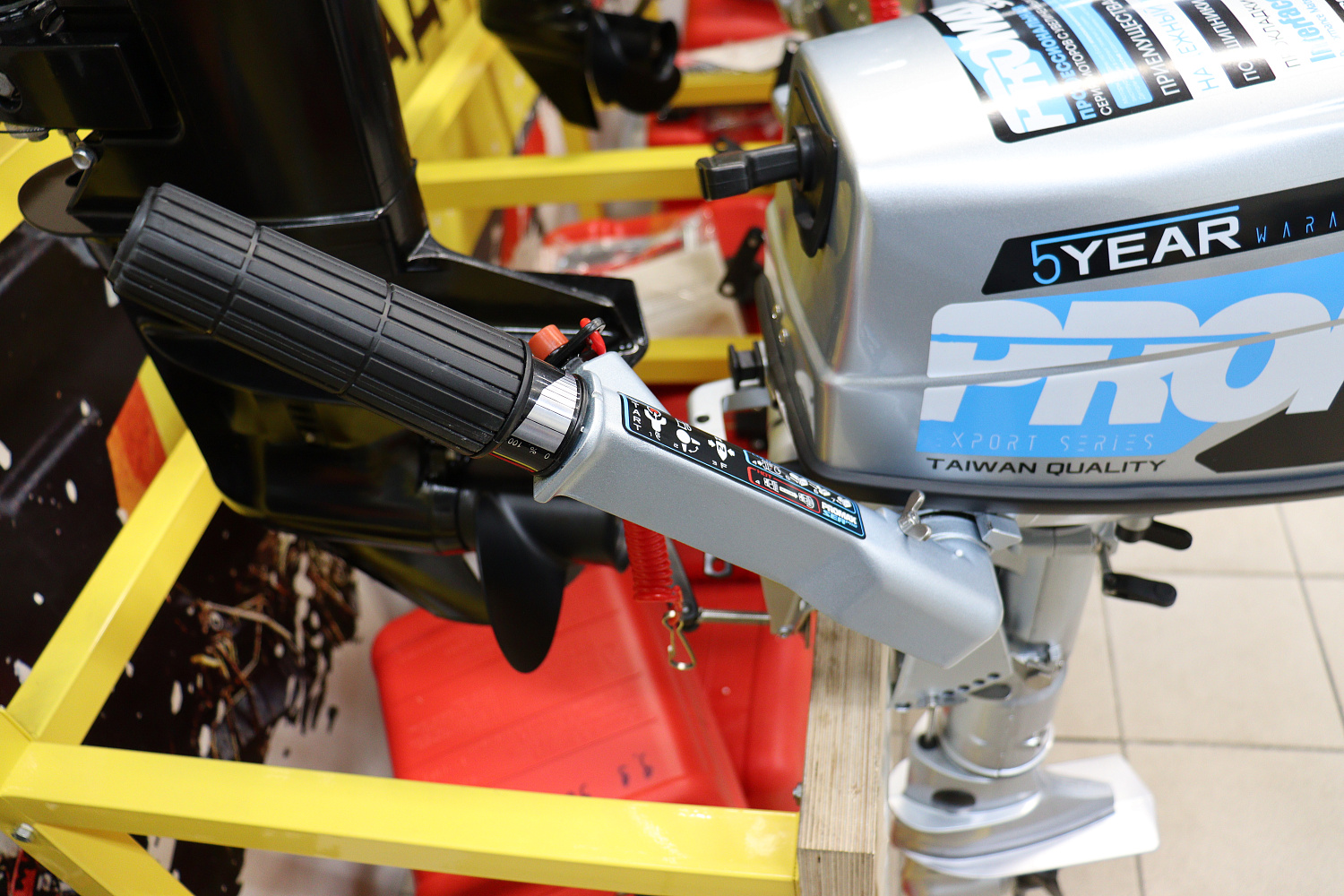 Лодочный мотор PROMAX SP5FHS (внешний бак 12 л) в Новом Уренгое