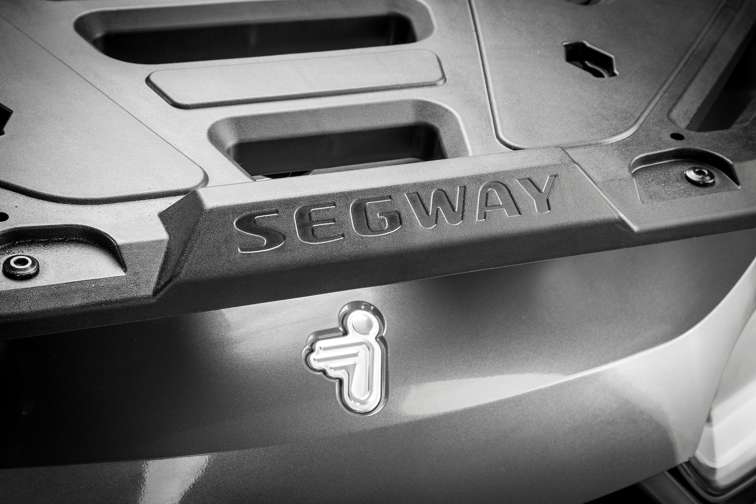  Квадроцикл Segway SNARLER AT6 LE в Новом Уренгое