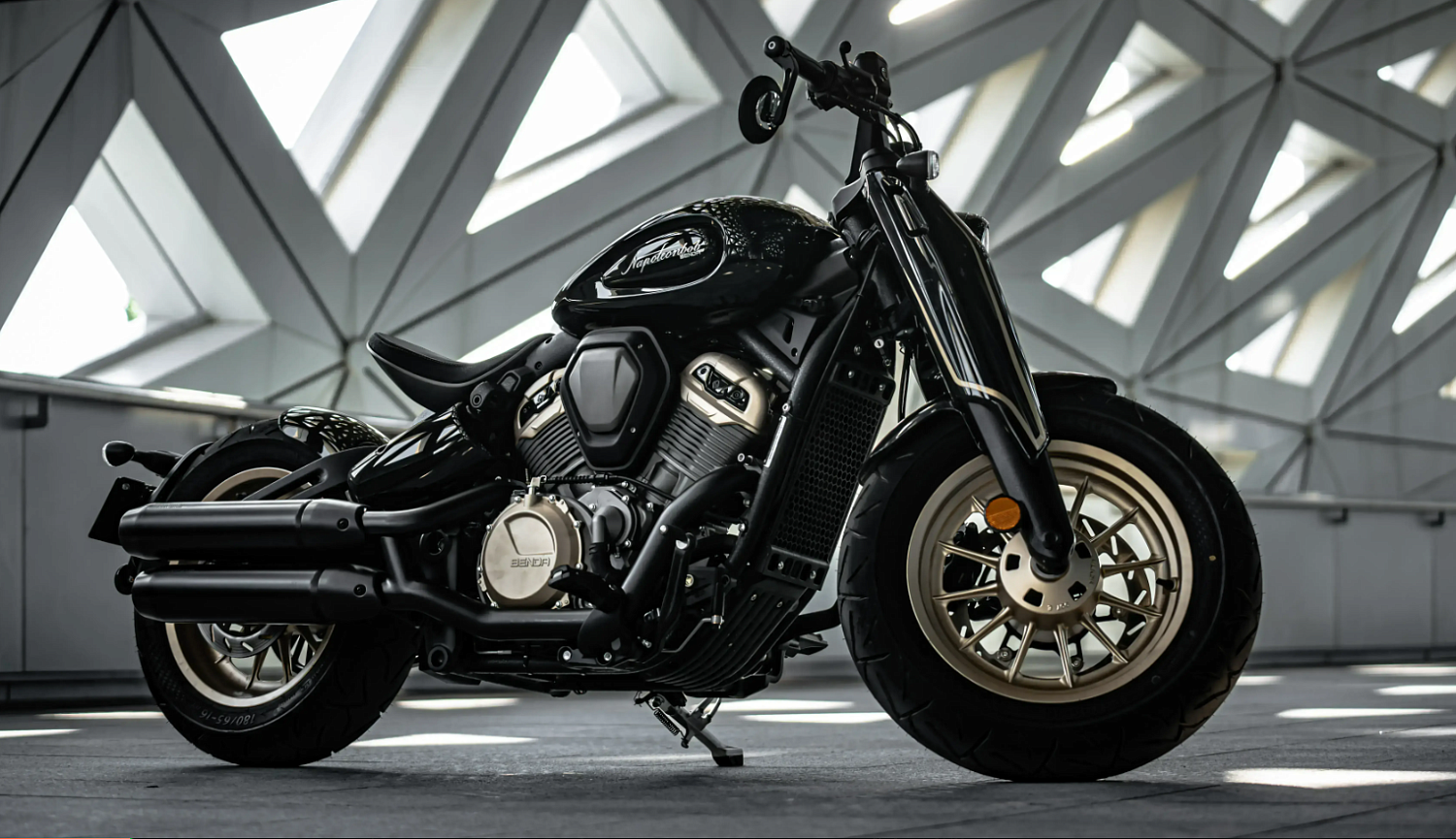 Мотоцикл Benda Napoleon 500 в Новом Уренгое