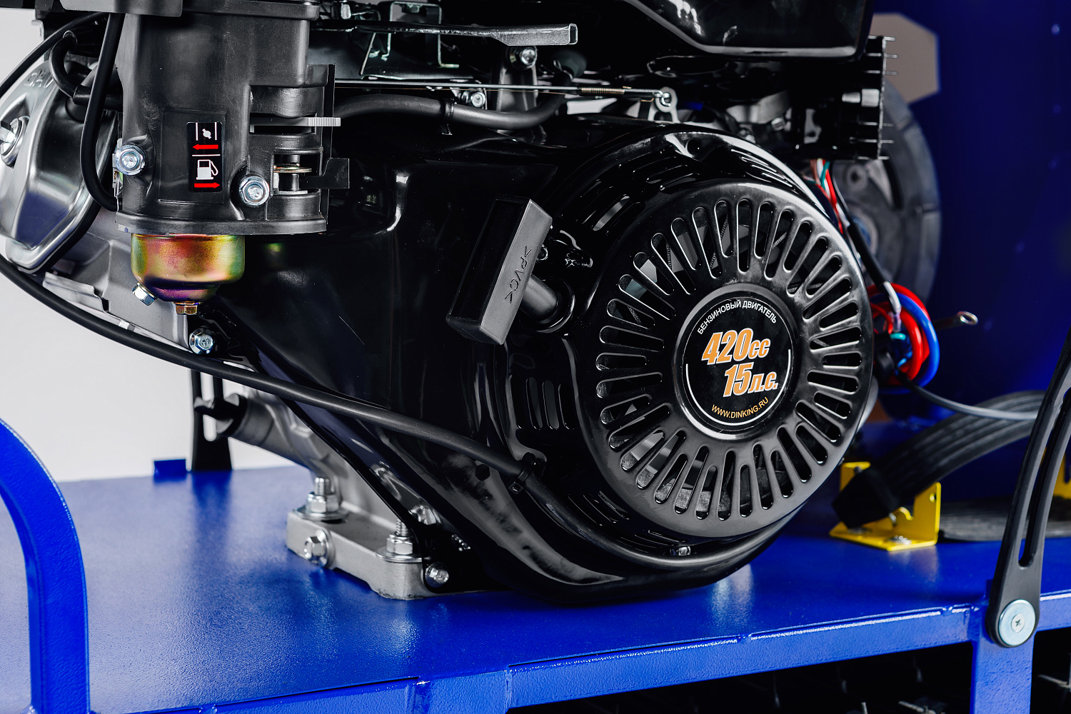 МОТОБУКСИРОВЩИК SNOW DOG 15 л.с. в Новом Уренгое