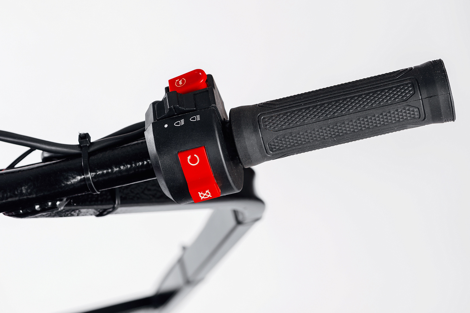 МОТОБУКСИРОВЩИК IKUDZO LONG 2.0 1700/500 EKR19 в Новом Уренгое