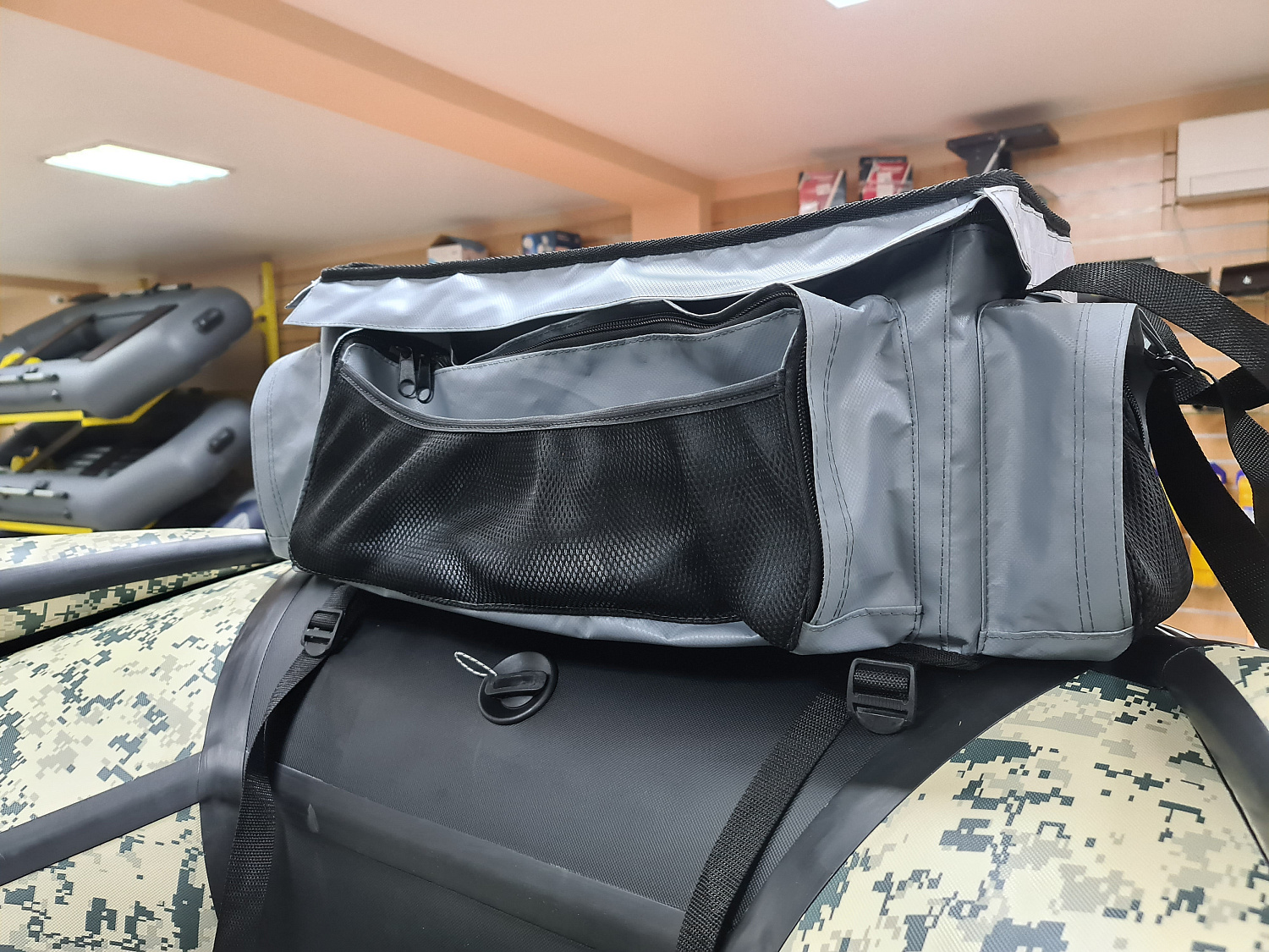 СУМКА ЛЮКС НА БАЛЛОН ДЛЯ ЛОДОК ПВХ 50Х25Х25 СМ в Новом Уренгое