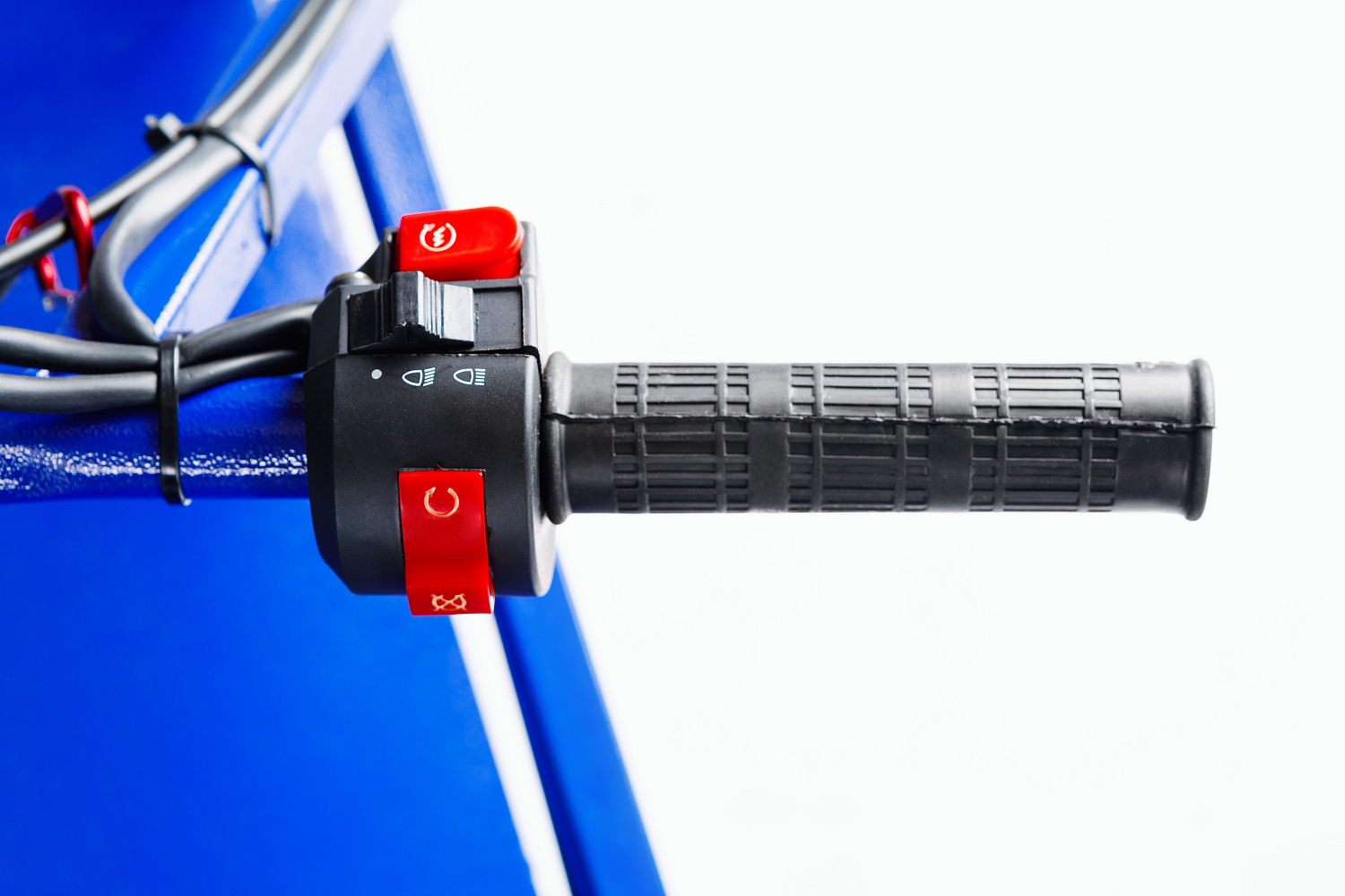 МОТОБУКСИРОВЩИК SNOW DOG 15 л.с. в Новом Уренгое