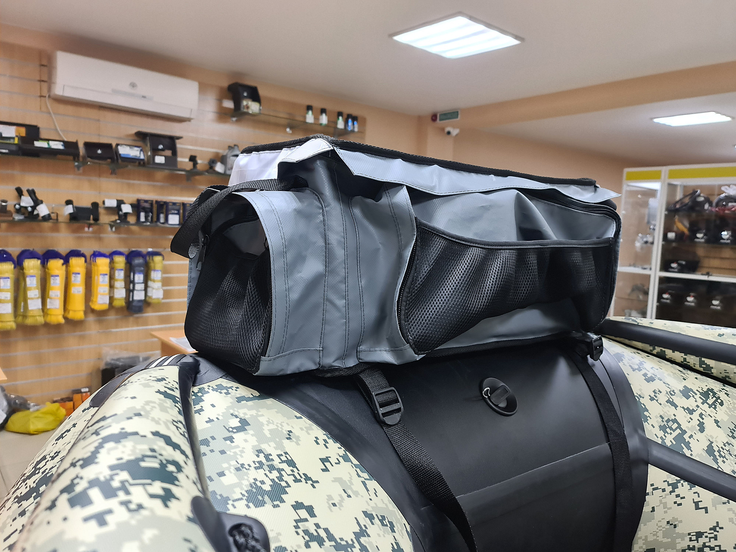 СУМКА ЛЮКС НА БАЛЛОН ДЛЯ ЛОДОК ПВХ 50Х25Х25 СМ в Новом Уренгое